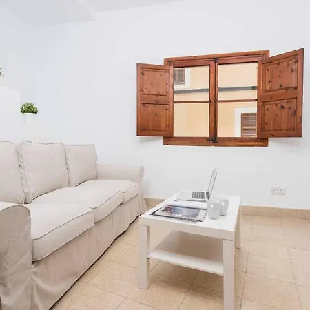Apartament Maca, Adosado Centro Campanet